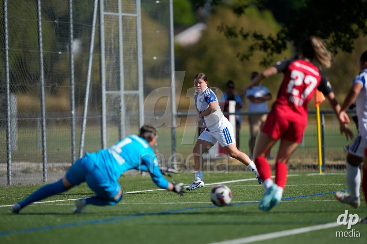 Schweiz: AXA Women's Super League 2026/2027, FC Aarau Frauen vs GC Frauenfussball - Sportanlage Schachen, Aarau: Michelle Storni (32 Grasshoppers)
