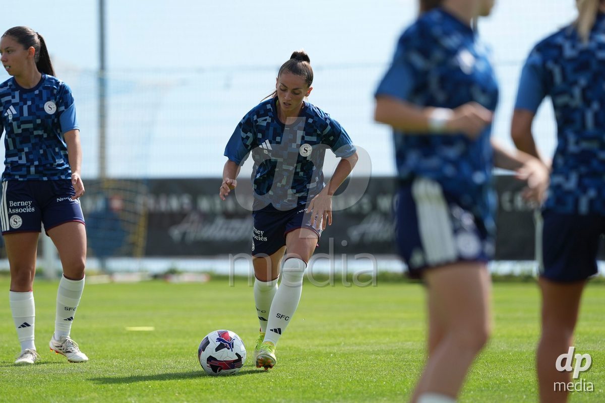 Crans-Montana, Switzerland - July 25: Chaney Amanda (22 SFCCF) during the AXA Women's Super League match between Servette FC Chenois Feminin and FC Sion Feminin at Stade du Christ-Roi on July 25, 2026 in Crans-Montana, Switzerland.
