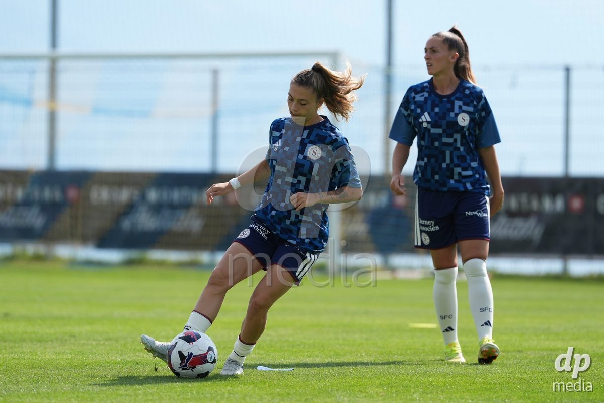 Crans-Montana, Switzerland - July 25: Ascension Martinez Salinas (8 SFCCF) during the AXA Women's Super League match between Servette FC Chenois Feminin and FC Sion Feminin at Stade du Christ-Roi on July 25, 2026 in Crans-Montana, Switzerland.