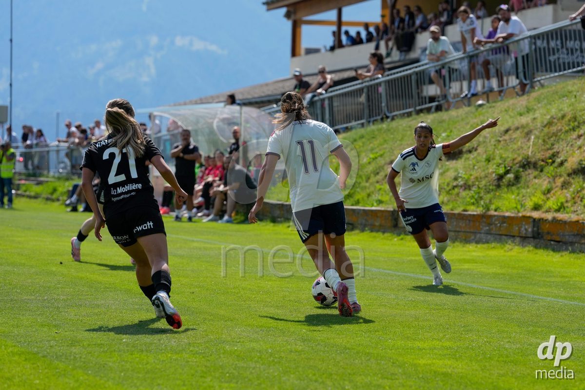Crans-Montana, Switzerland - July 25: Magdalena Izabela Sobal (11 SFCCF) and Daina Bourma (3 SFCCF) during the AXA Women's Super League match between Servette FC Chenois Feminin and FC Sion Feminin at Stade du Christ-Roi on July 25, 2026 in Crans-Montana, Switzerland.