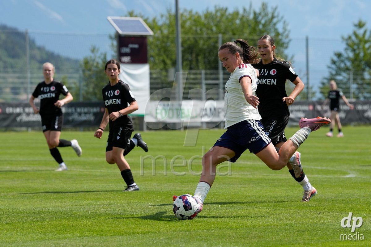 Crans-Montana, Switzerland - July 25: Magdalena Izabela Sobal (11 SFCCF) during the AXA Women's Super League match between Servette FC Chenois Feminin and FC Sion Feminin at Stade du Christ-Roi on July 25, 2026 in Crans-Montana, Switzerland.