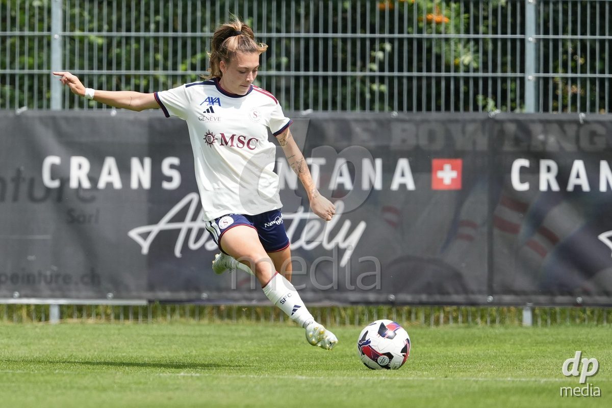 Crans-Montana, Switzerland - July 25: Ascension Martinez Salinas (8 SFCCF) during the AXA Women's Super League match between Servette FC Chenois Feminin and FC Sion Feminin at Stade du Christ-Roi on July 25, 2026 in Crans-Montana, Switzerland.