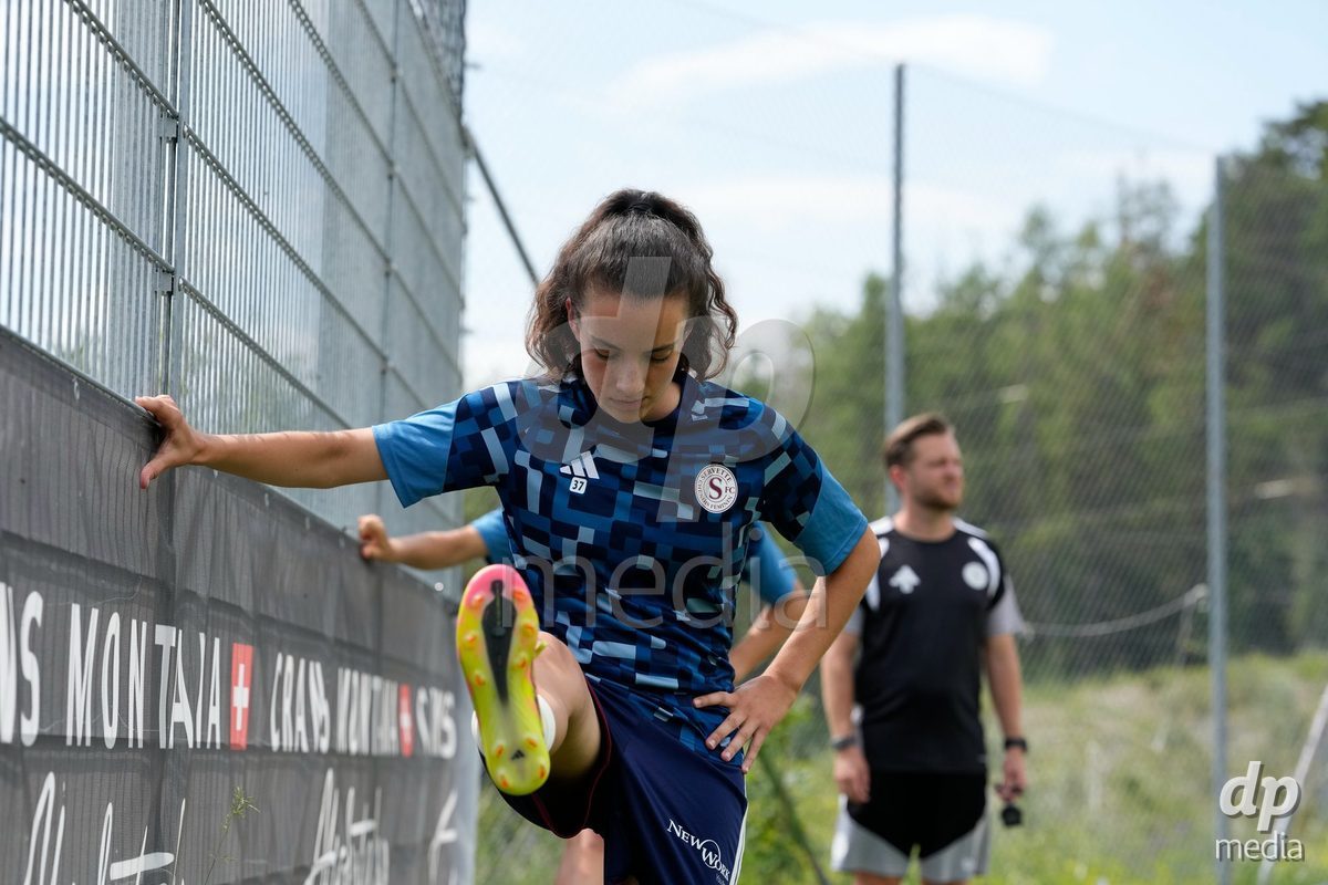 Crans-Montana, Switzerland - July 25: Camila Mingard (37 SFCCF) during the AXA Women's Super League match between Servette FC Chenois Feminin and FC Sion Feminin at Stade du Christ-Roi on July 25, 2026 in Crans-Montana, Switzerland.