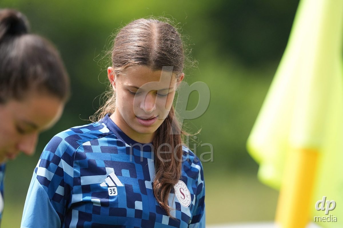 Crans-Montana, Switzerland - July 25: Petzoldt Emma Paola (35 SFCCF) during the AXA Women's Super League match between Servette FC Chenois Feminin and FC Sion Feminin at Stade du Christ-Roi on July 25, 2026 in Crans-Montana, Switzerland.