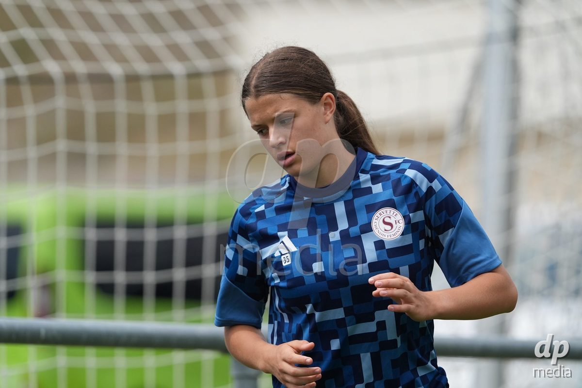 Crans-Montana, Switzerland - July 25: Petzoldt Emma Paola (35 SFCCF) during the AXA Women's Super League match between Servette FC Chenois Feminin and FC Sion Feminin at Stade du Christ-Roi on July 25, 2026 in Crans-Montana, Switzerland.