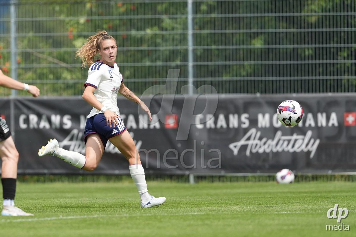 Crans-Montana, Switzerland - July 25: Ascension Martinez Salinas (8 SFCCF) during the AXA Women's Super League match between Servette FC Chenois Feminin and FC Sion Feminin at Stade du Christ-Roi on July 25, 2026 in Crans-Montana, Switzerland.