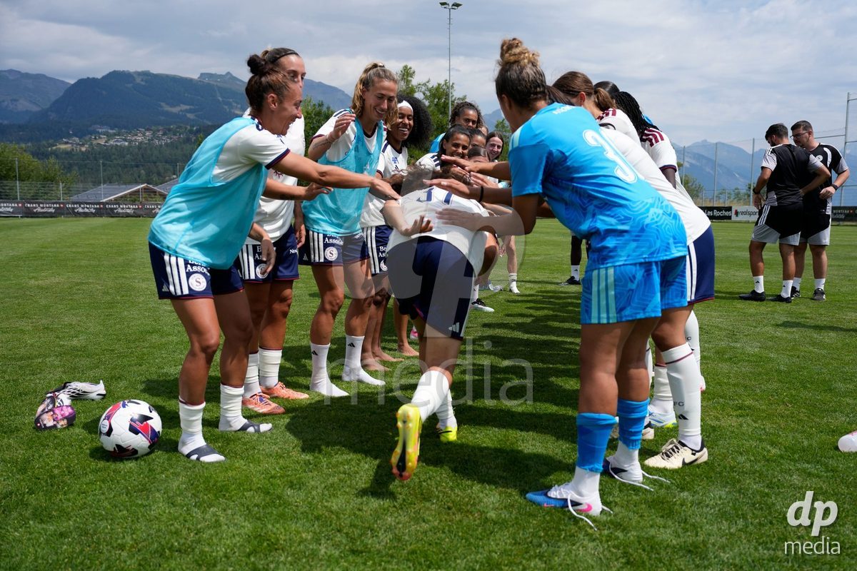 Crans-Montana, Switzerland - July 25: The Player celebrating Camila Mingard (37 SFCCF) after the AXA Women's Super League match between Servette FC Chenois Feminin and FC Sion Feminin at Stade du Christ-Roi on July 25, 2026 in Crans-Montana, Switzerland.