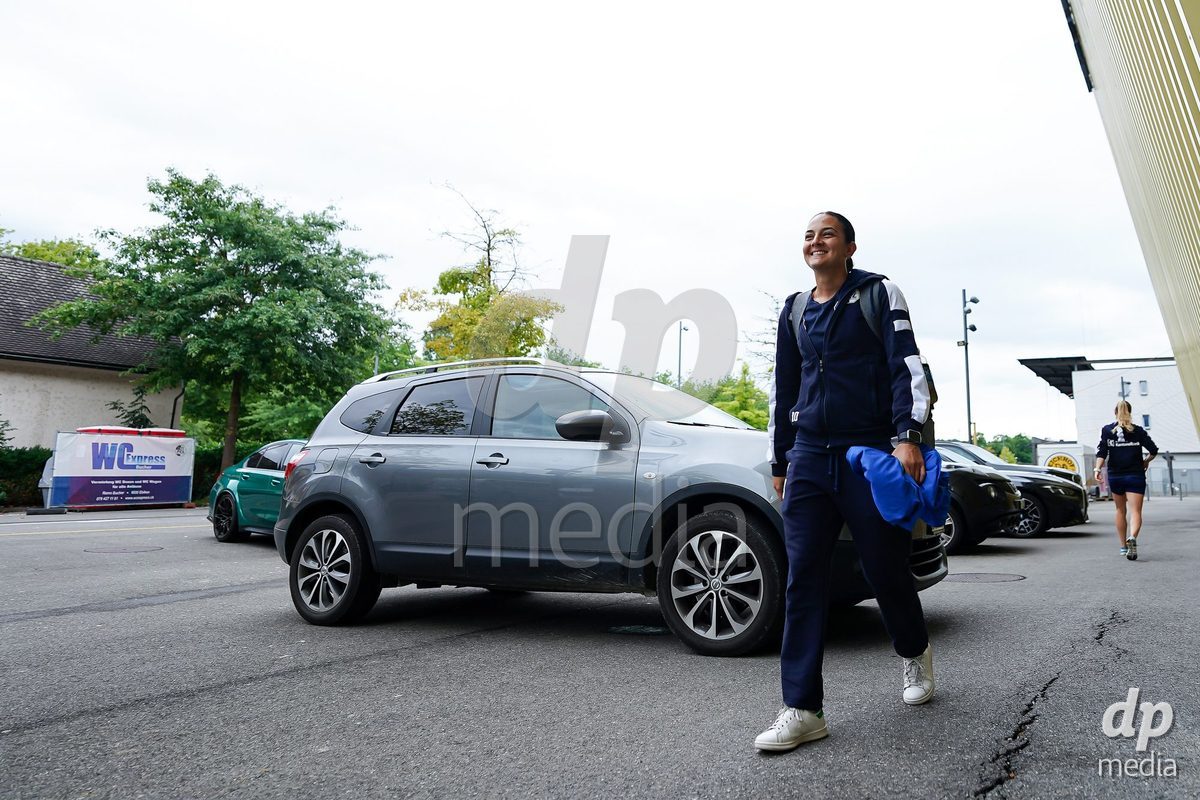 Luzern, Switzerland - August 28: Players of FC Luzern arrive prior to the AXA Women's Super League match between FC Luzern and FC St. Gallen 1879 at thermoplan arena on August 28, 2026 in Luzern, Switzerland.