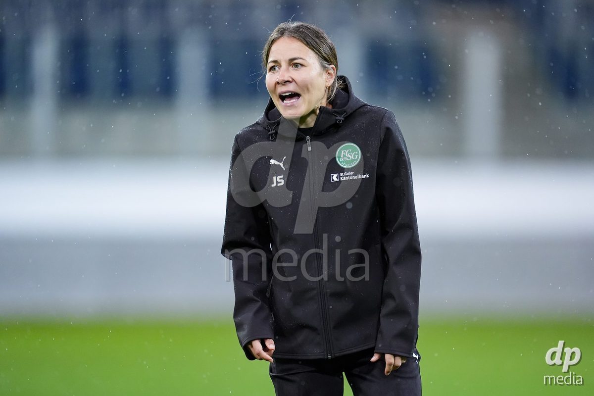 Luzern, Switzerland - August 28: Jasmin Schweer, Head Coach of FC St. Gallen looks on during the AXA Women's Super League match between FC Luzern and FC St. Gallen 1879 at thermoplan arena on August 28, 2026 in Luzern, Switzerland.