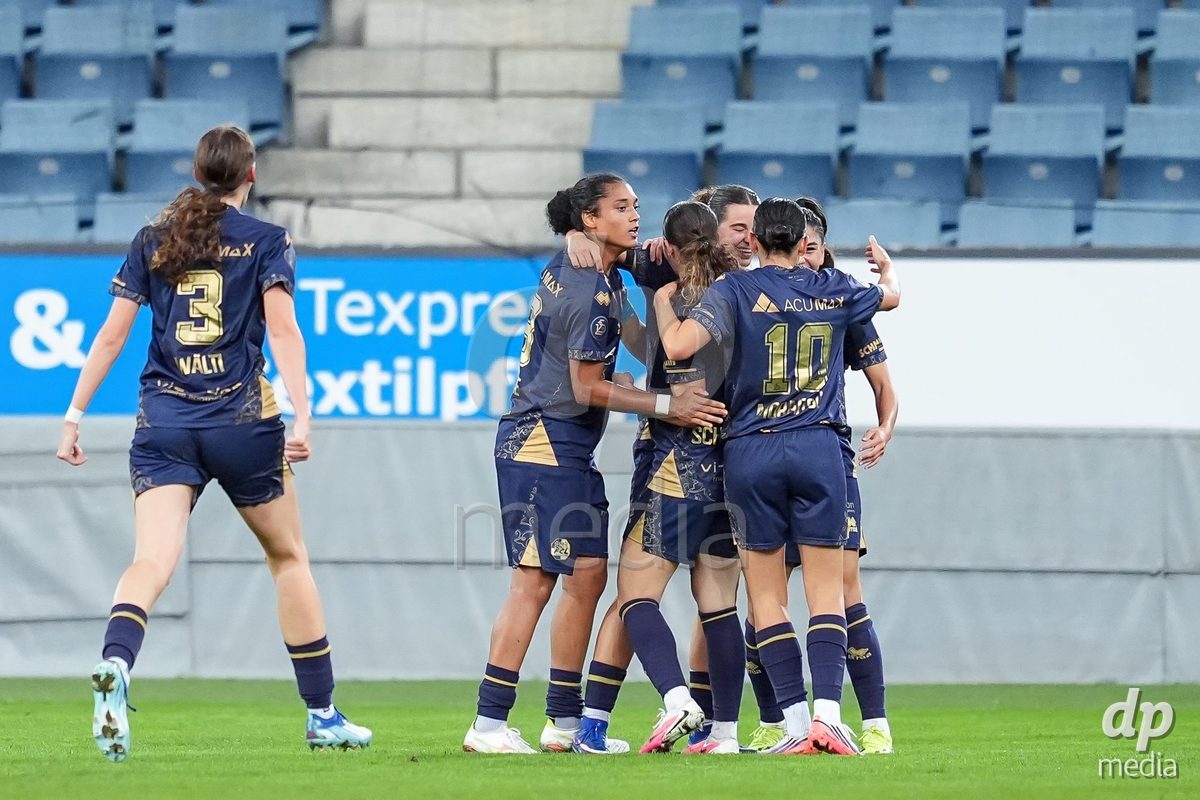 Luzern, Switzerland - August 28: Alyssa Keller of FC Luzern (C)celebrates with teammates scoring the first team goal during the AXA Women's Super League match between FC Luzern and FC St. Gallen 1879 at thermoplan arena on August 28, 2026 in Luzern, Switzerland.