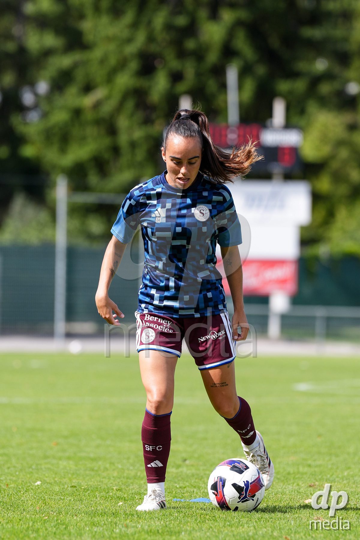Geneva, Switzerland - August 29: Joana Gaspar Da Silva Marchao of Servette FC Chenois Feminin during warm up prior to the AXA Women's Super League match between Servette FC Chenois Feminin and FC Basel 1893 at Stade de Trois-Chene on August 29, 2026 in Geneva, Switzerland.