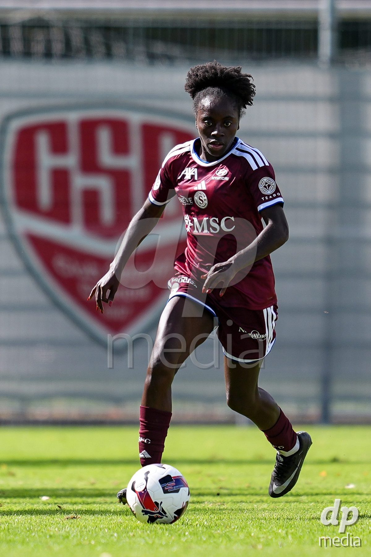 Geneva, Switzerland - August 29: Benedicte Simon of Servette controls the ball  during the AXA Women's Super League match between Servette FC Chenois Feminin and FC Basel 1893 at Stade de Trois-Chene on August 29, 2026 in Geneva, Switzerland.