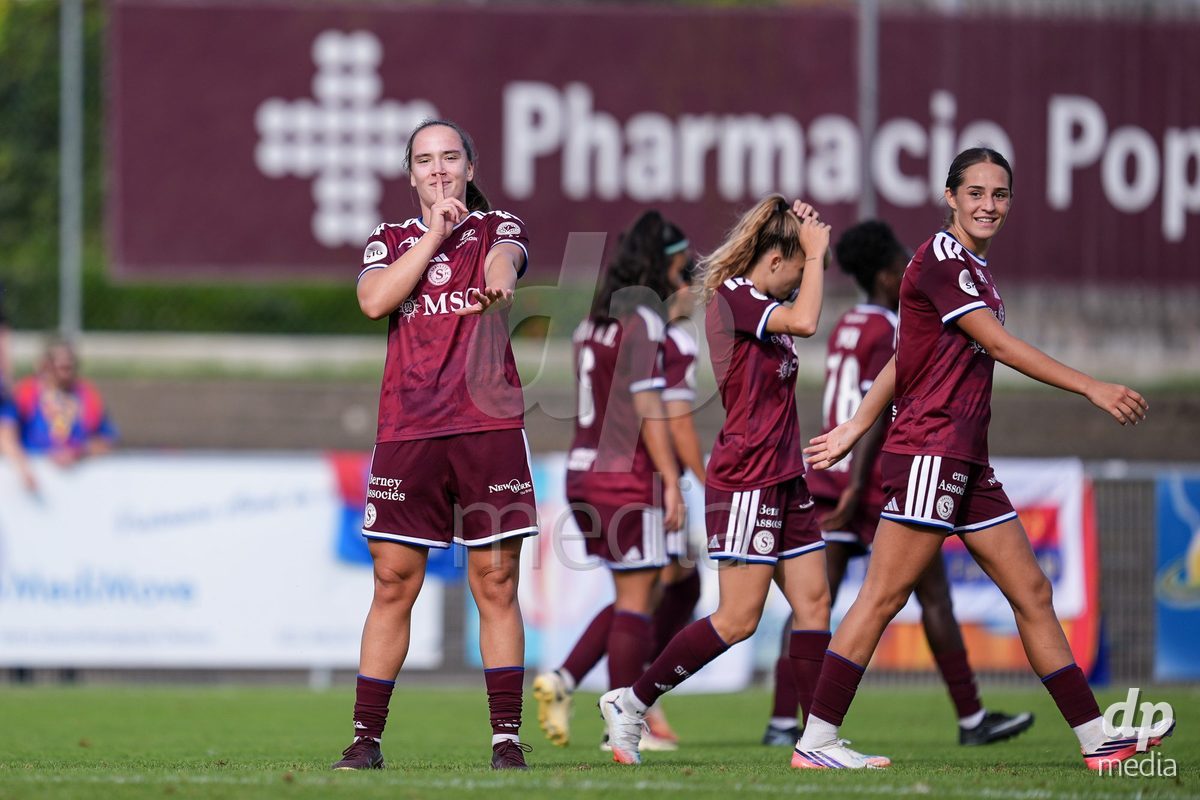 Geneva, Switzerland - August 29: Magdalena Izabela Sobal of Servette FC Chenois Feminin celebrates after scoring her team's second goal during the AXA Women's Super League match between Servette FC Chenois Feminin and FC Basel 1893 at Stade de Trois-Chene on August 29, 2026 in Geneva, Switzerland.