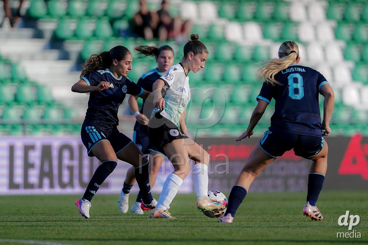 Yverdon-les-Bains, Switzerland - August 29: Ilaria Maddaloni of GC Frauenfussball (L) and Laura Tufo of Yverdon Sport Women (R) battle for the ball during the AXA Women's Super League match between FC Yverdon Women and GC Frauenfussball at Stade Municipal on August 29, 2026 in Yverdon-les-Bains, Switzerland.