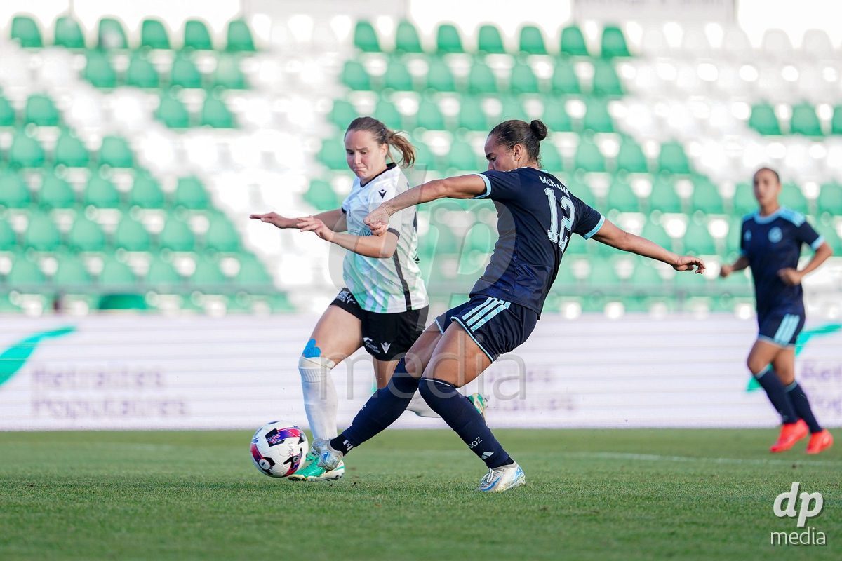 Yverdon-les-Bains, Switzerland - August 29: Kayla Mckenna of GC Frauenfussball (R) scoring teams second goal during the AXA Women's Super League match between FC Yverdon Women and GC Frauenfussball at Stade Municipal on August 29, 2026 in Yverdon-les-Bains, Switzerland.