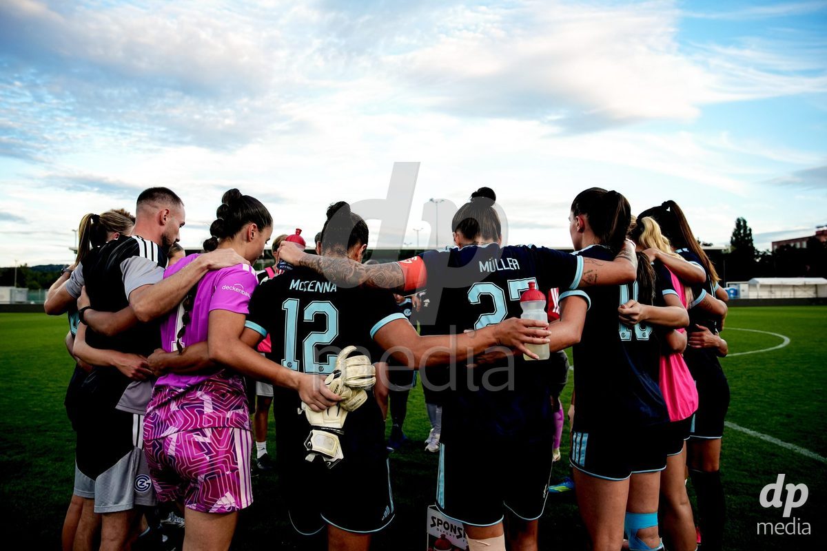 Yverdon-les-Bains, Switzerland - August 29: Players of GC Frauenfussball after winning the match the AXA Women's Super League match between FC Yverdon Women and GC Frauenfussball at Stade Municipal on August 29, 2026 in Yverdon-les-Bains, Switzerland.
