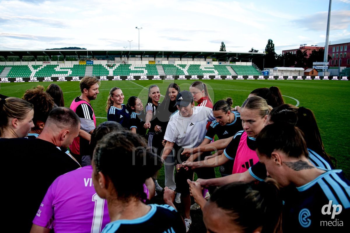Yverdon-les-Bains, Switzerland - August 29: Players of GC Frauenfussball after winning the match the AXA Women's Super League match between FC Yverdon Women and GC Frauenfussball at Stade Municipal on August 29, 2026 in Yverdon-les-Bains, Switzerland.