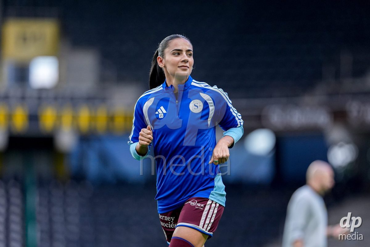Switzerland: AXA Womens Super League 2026/27, BSC YB Frauen vs Servette FC Chenois Feminin - Wankdorf Stadium, Bern: Meriame Terchoun (25 Servette FC Chenois Feminin) warming up
