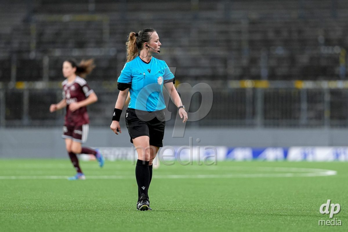 Switzerland: AXA Womens Super League 2026/27, BSC YB Frauen vs Servette FC Chenois Feminin - Wankdorf Stadium, Bern: Referee Vanessa Muhlheim