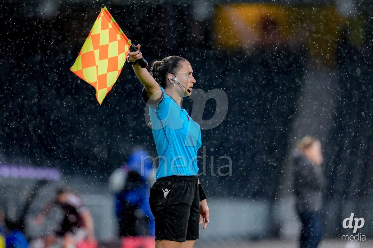 Switzerland: AXA Womens Super League 2026/27, BSC YB Frauen vs Servette FC Chenois Feminin - Wankdorf Stadium, Bern: Referee Jessica Domingues