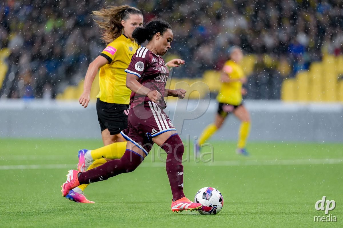 Switzerland: AXA Womens Super League 2026/27, BSC YB Frauen vs Servette FC Chenois Feminin - Wankdorf Stadium, Bern: Mickaella Cardia (Mickaëlla Cardia) (12 Servette FC Chenois Feminin) in action.