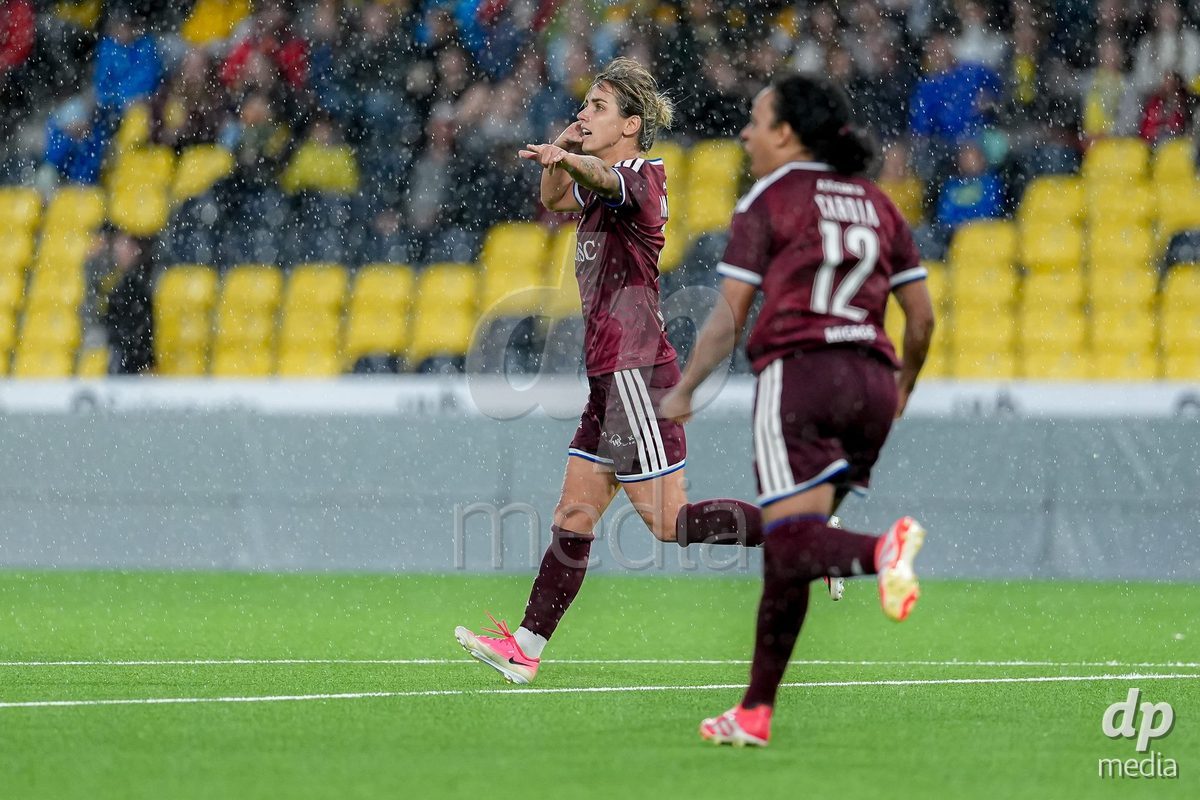 Switzerland: AXA Womens Super League 2026/27, BSC YB Frauen vs Servette FC Chenois Feminin - Wankdorf Stadium, Bern: Natasa Andonova (NataÅ¡a Andonova) (7 Servette FC Chenois Feminin) celebrating after scoring teams second goal