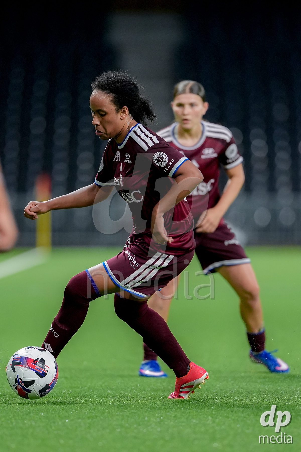 Switzerland: AXA Womens Super League 2026/27, BSC YB Frauen vs Servette FC Chenois Feminin - Wankdorf Stadium, Bern: Mickaella Cardia (Mickaëlla Cardia) (12 Servette FC Chenois Feminin) in action.