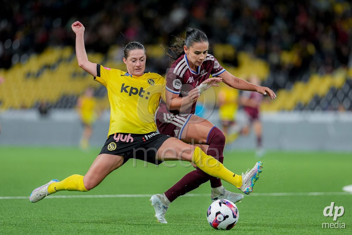 Switzerland: AXA Womens Super League 2026/27, BSC YB Frauen vs Servette FC Chenois Feminin - Wankdorf Stadium, Bern: Meriame Terchoun (25 Servette FC Chenois Feminin), right, and Wibke Meister (18 BSC YB Frauen), left, in action.