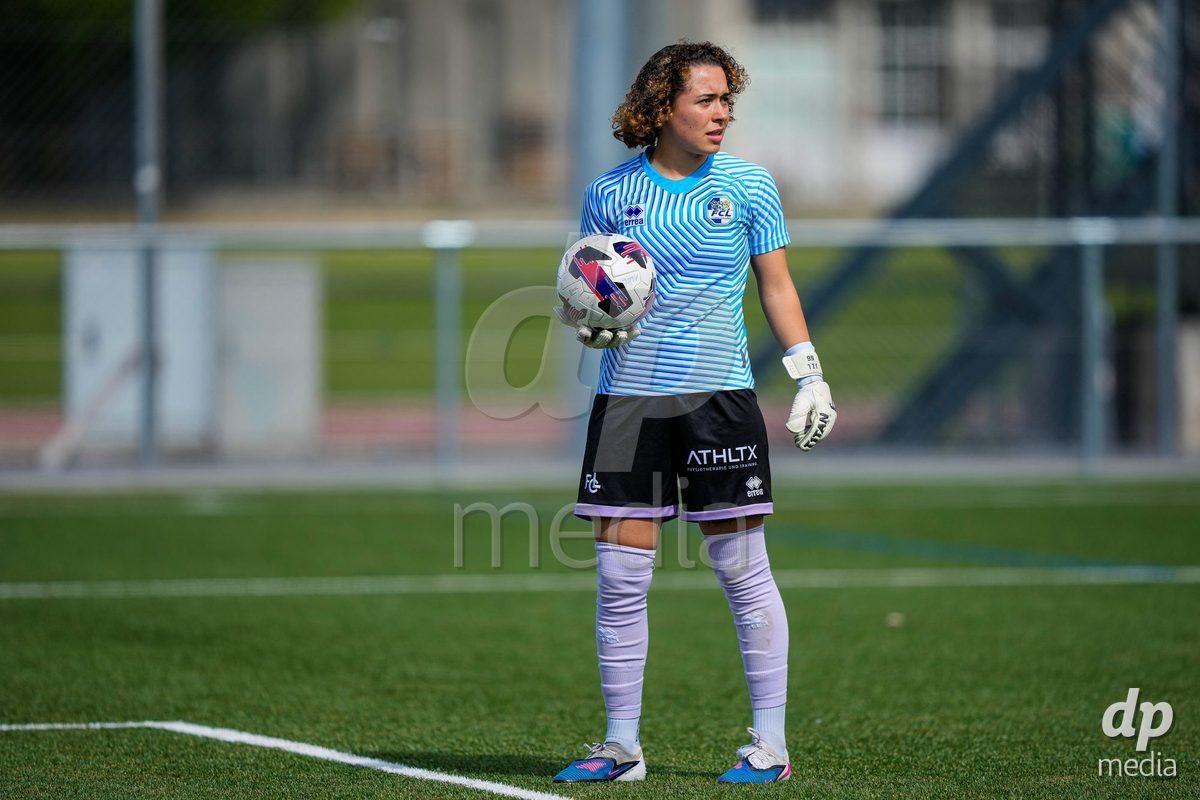 Schweiz: AXA Women's Super League 2025/26, FC Sion Feminin vs FC Luzern - Terrain Synthetique Ancien Stand, Sion: Jil Beetschen (Torhüterin 66 FCL)