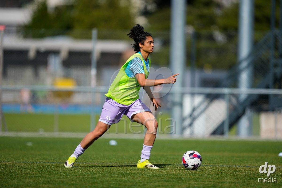 Schweiz: AXA Women's Super League 2025/26, FC Sion Feminin vs FC Luzern - Terrain Synthetique Ancien Stand, Sion: Aldiana Amuchie (FCL)