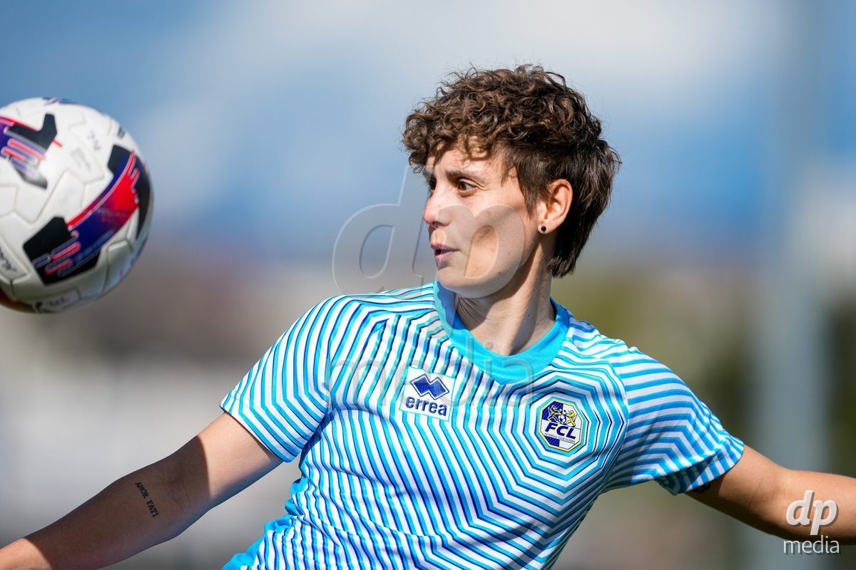 Schweiz: AXA Women's Super League 2025/26, FC Sion Feminin vs FC Luzern - Terrain Synthetique Ancien Stand, Sion: Bettina Brülhart - Bettina Brulhart (23 FCL)