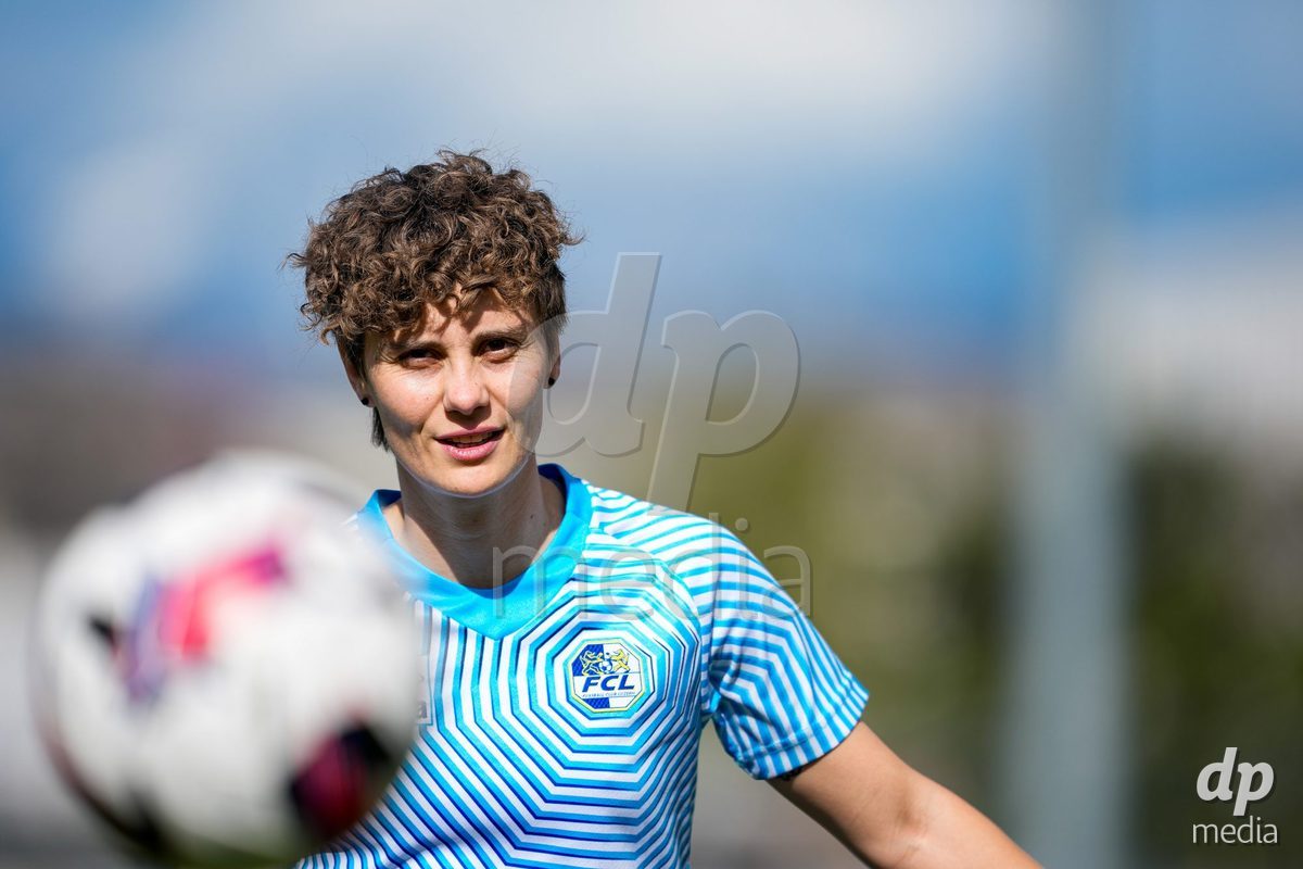 Schweiz: AXA Women's Super League 2025/26, FC Sion Feminin vs FC Luzern - Terrain Synthetique Ancien Stand, Sion: Bettina Brülhart - Bettina Brulhart (23 FCL)
