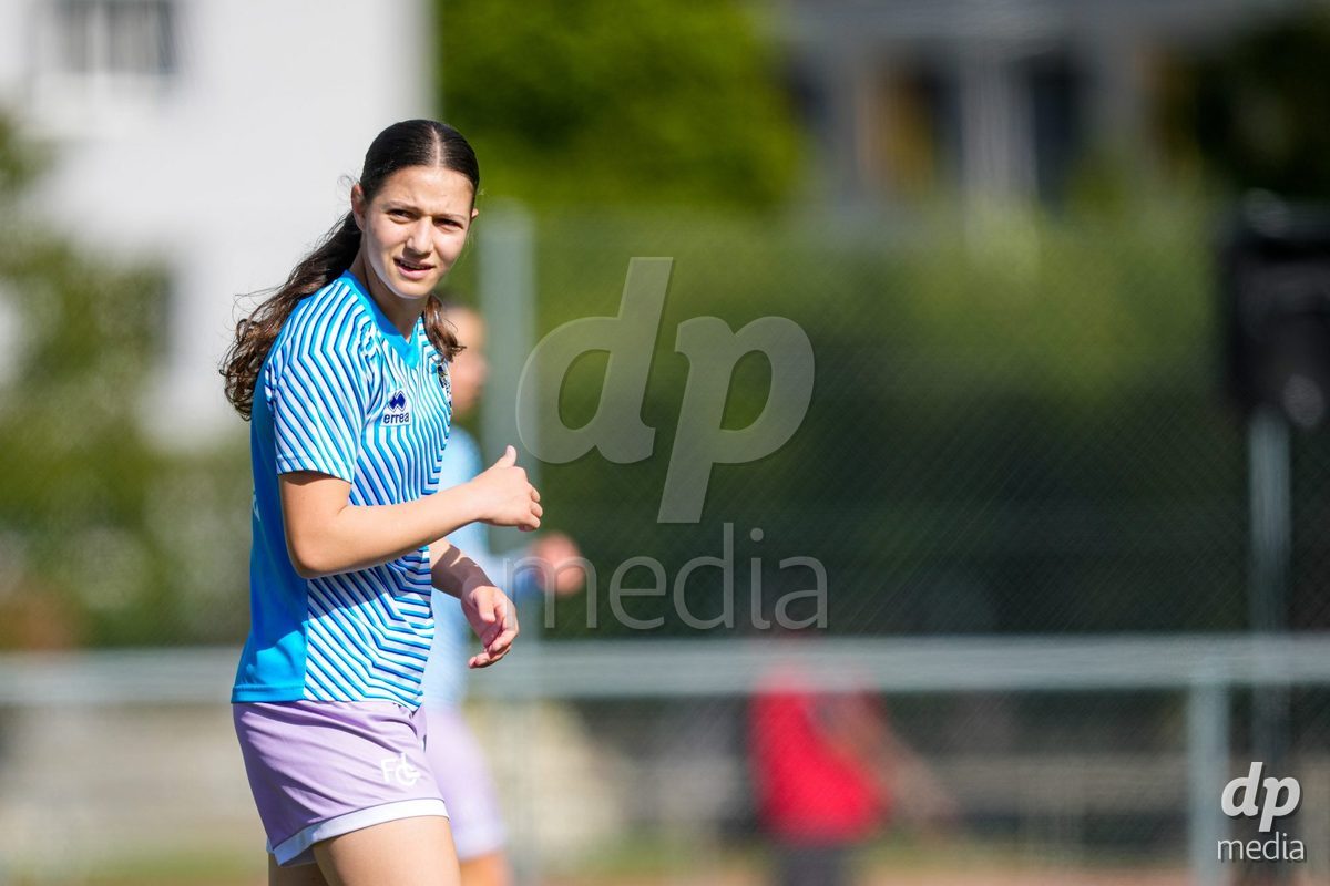 Schweiz: AXA Women's Super League 2025/26, FC Sion Feminin vs FC Luzern - Terrain Synthetique Ancien Stand, Sion: Ramona Schallberger (36 FCL)
