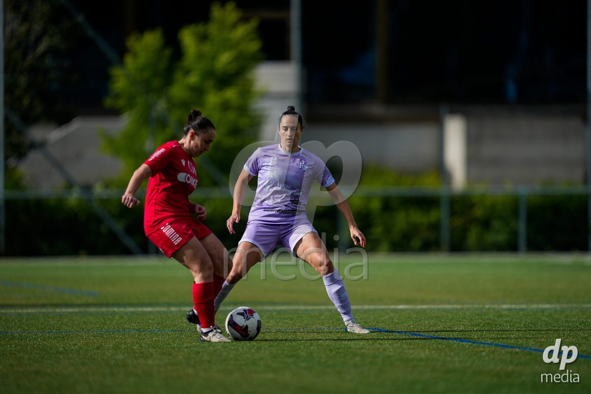 Schweiz: AXA Women's Super League 2025/26, FC Sion Feminin vs FC Luzern - Terrain Synthetique Ancien Stand, Sion: Cristina Carp (28 FCL)