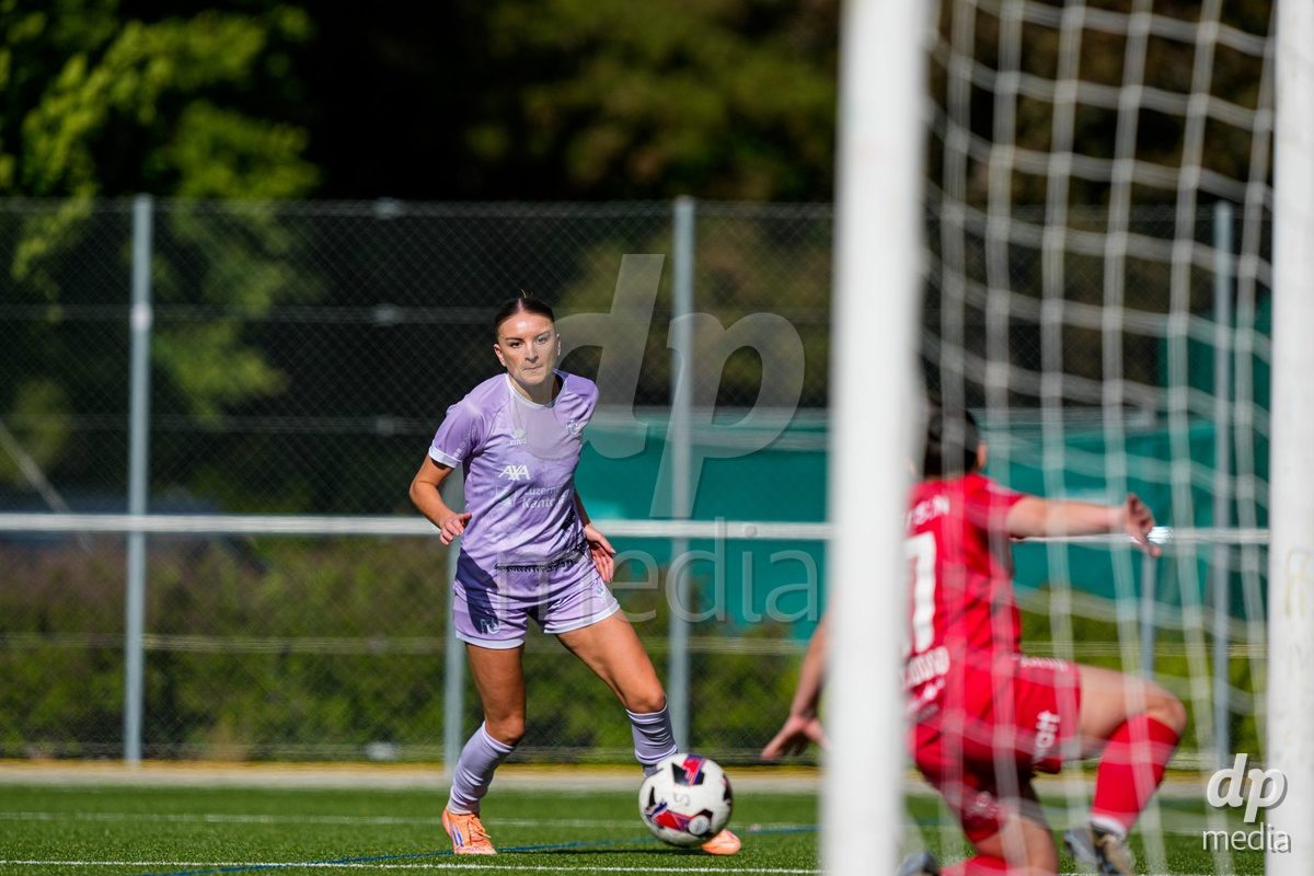 Schweiz: AXA Women's Super League 2025/26, FC Sion Feminin vs FC Luzern - Terrain Synthetique Ancien Stand, Sion: Gentiana Fetaj (9 FCL)