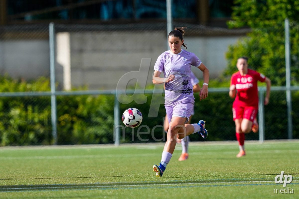 Schweiz: AXA Women's Super League 2025/26, FC Sion Feminin vs FC Luzern - Terrain Synthetique Ancien Stand, Sion: Alyssa Keller (99 FCL)