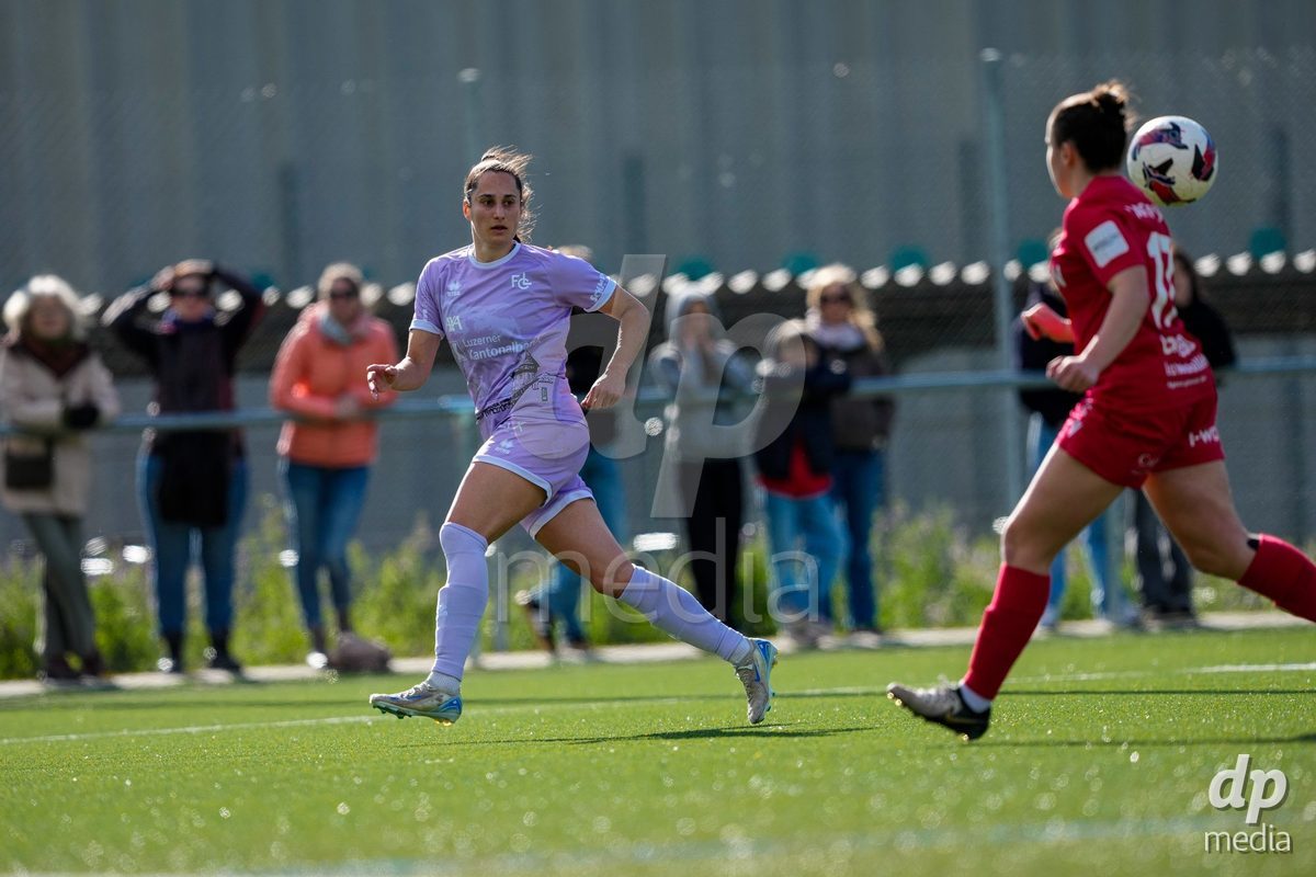 Schweiz: AXA Women's Super League 2025/26, FC Sion Feminin vs FC Luzern - Terrain Synthetique Ancien Stand, Sion: Cristina Carp (28 FCL)
