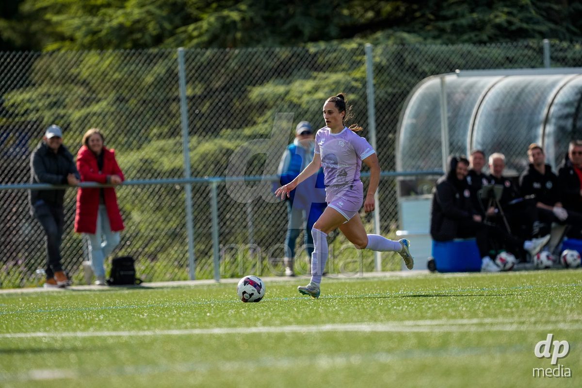 Schweiz: AXA Women's Super League 2025/26, FC Sion Feminin vs FC Luzern - Terrain Synthetique Ancien Stand, Sion: Cristina Carp (28 FCL)