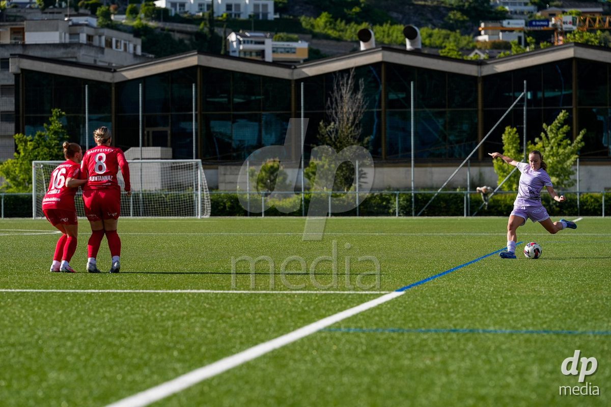 Schweiz: AXA Women's Super League 2025/26, FC Sion Feminin vs FC Luzern - Terrain Synthetique Ancien Stand, Sion: