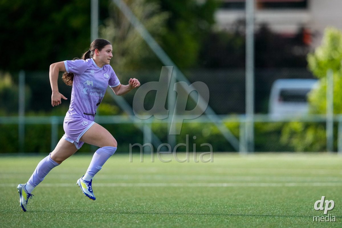 Schweiz: AXA Women's Super League 2025/26, FC Sion Feminin vs FC Luzern - Terrain Synthetique Ancien Stand, Sion: Ramona Schallberger (36 FCL)