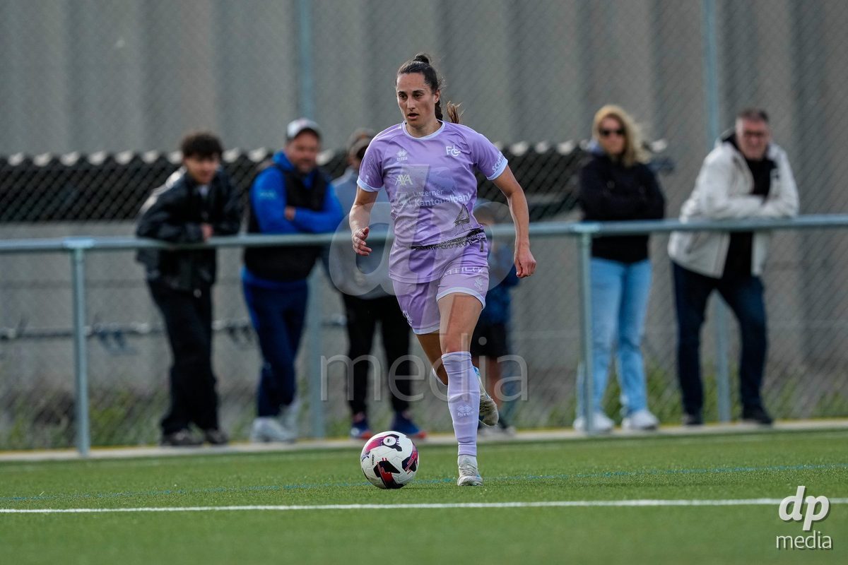 Schweiz: AXA Women's Super League 2025/26, FC Sion Feminin vs FC Luzern - Terrain Synthetique Ancien Stand, Sion: Cristina Carp (28 FCL)