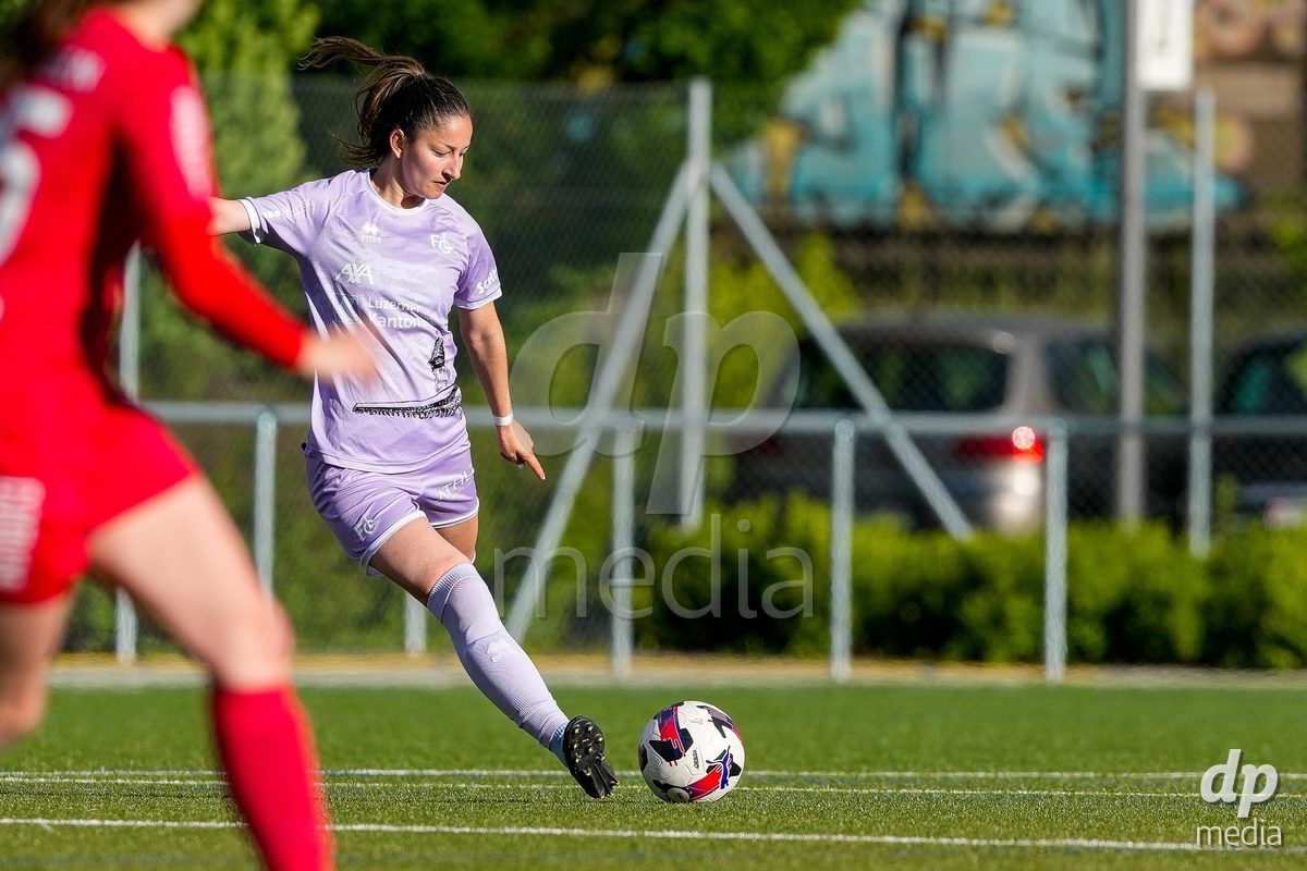 Schweiz: AXA Women's Super League 2025/26, FC Sion Feminin vs FC Luzern - Terrain Synthetique Ancien Stand, Sion: Lynn Häring - Lynn Haring (39 FCL)