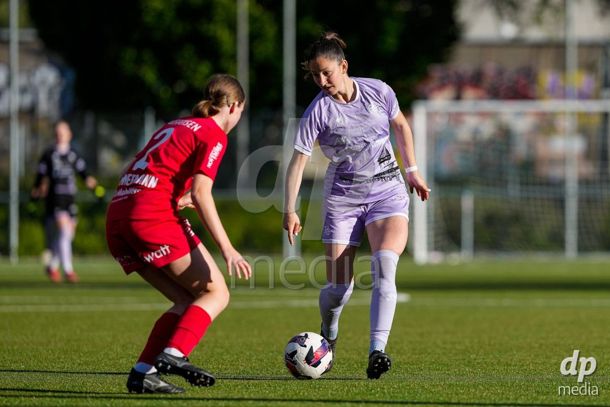 Schweiz: AXA Women's Super League 2025/26, FC Sion Feminin vs FC Luzern - Terrain Synthetique Ancien Stand, Sion: Lynn Häring - Lynn Haring (39 FCL)