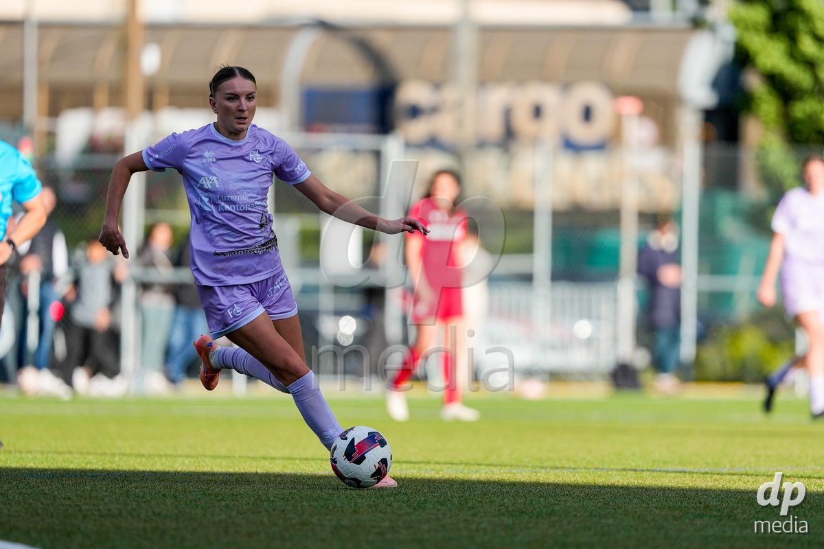 Schweiz: AXA Women's Super League 2025/26, FC Sion Feminin vs FC Luzern - Terrain Synthetique Ancien Stand, Sion: Gentiana Fetaj (9 FCL)