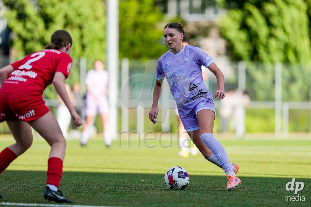 Schweiz: AXA Women's Super League 2025/26, FC Sion Feminin vs FC Luzern - Terrain Synthetique Ancien Stand, Sion: Gentiana Fetaj (9 FCL)