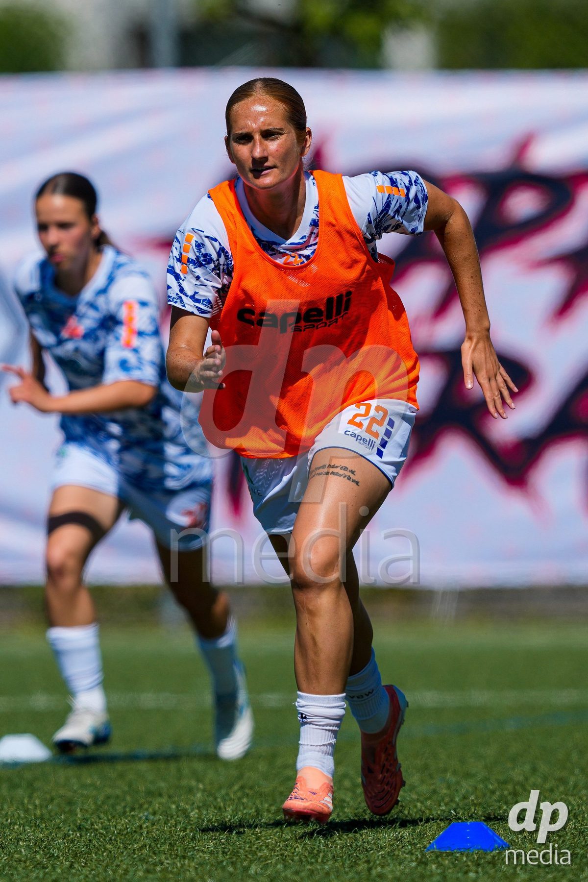 Schweiz: AXA Women's Super League 2025/26, FC Aarau Frauen vs GC Frauenfussball - Sportanlage Schachen, Aarau: Morgane Marie Josephine Nicoli (22 Grasshoppers) beim Aufwärmen