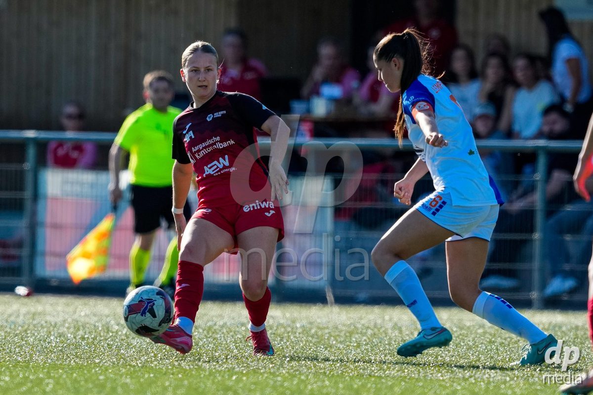 Schweiz: AXA Women's Super League 2025/26, FC Aarau Frauen vs GC Frauenfussball - Sportanlage Schachen, Aarau: Fabia Reinschmidt (13 FC Aarau)