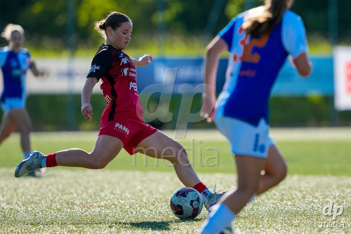 Schweiz: AXA Women's Super League 2025/26, FC Aarau Frauen vs GC Frauenfussball - Sportanlage Schachen, Aarau: Anja Klingenstein (11 FC Aarau)