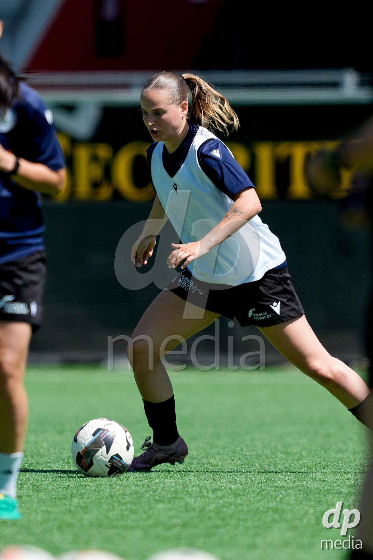Schweiz: AXA Women's Super League 2025/26, FC Thun vs Yverdon Sport FC - Stadion Lachen, Thun: Emeline von Dach (5 Yverdon)