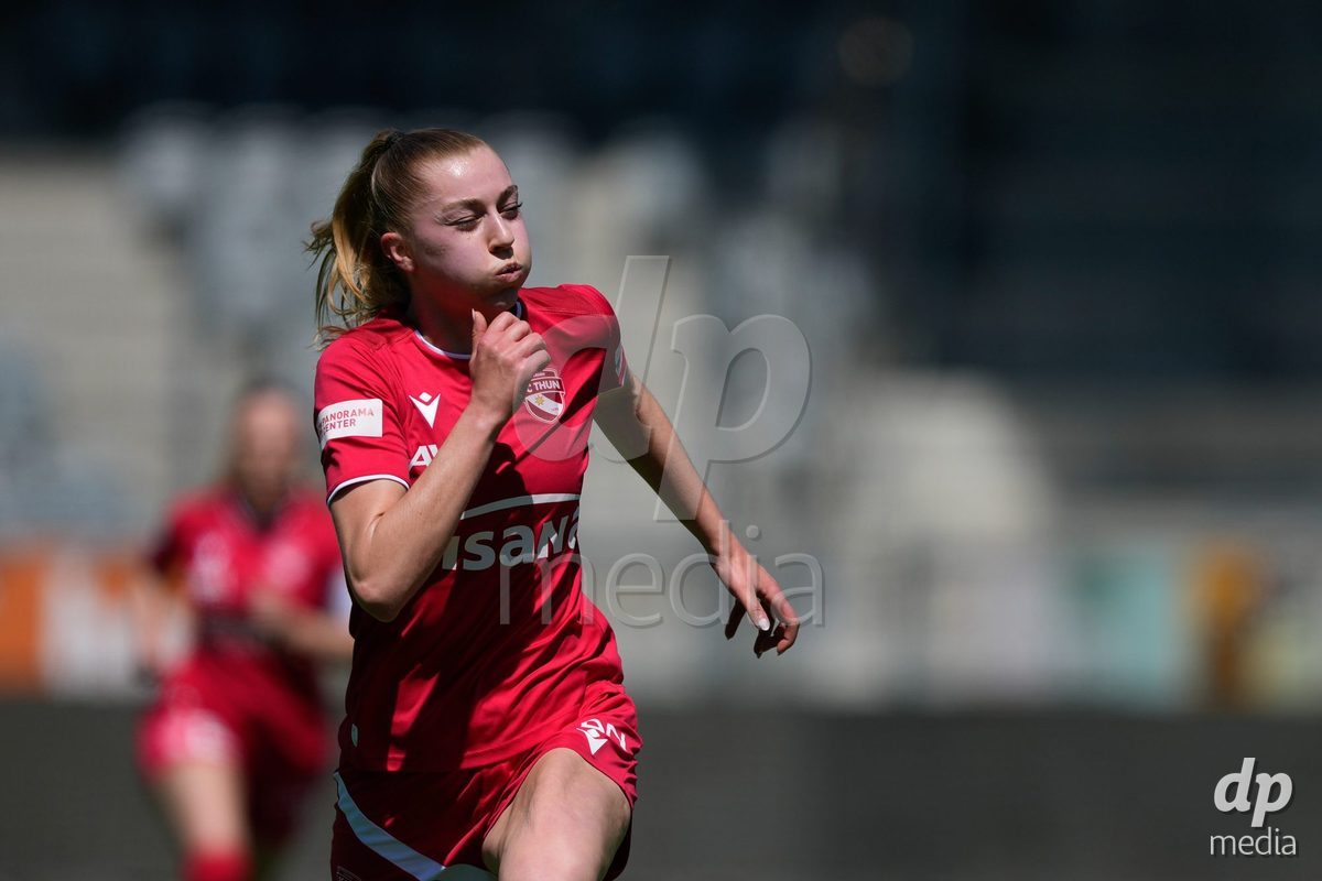 Schweiz: AXA Women's Super League 2025/26, FC Thun vs Yverdon Sport FC - Stockhorn Arena, Thun: Celine Schmid (34 Thun)